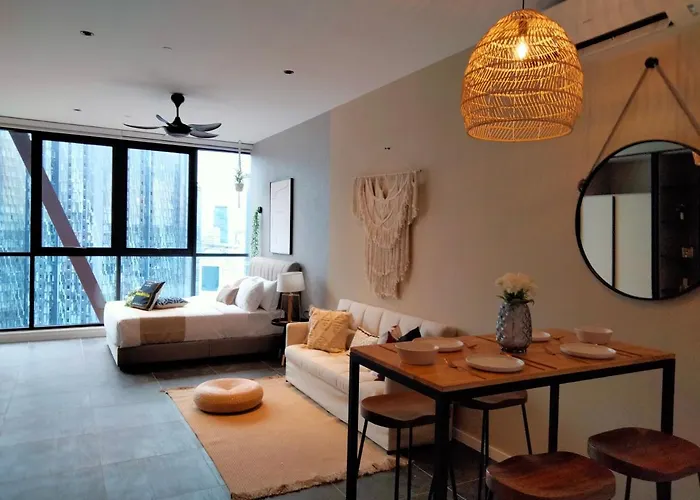Scarletz Suites Klcc I Homebrickz